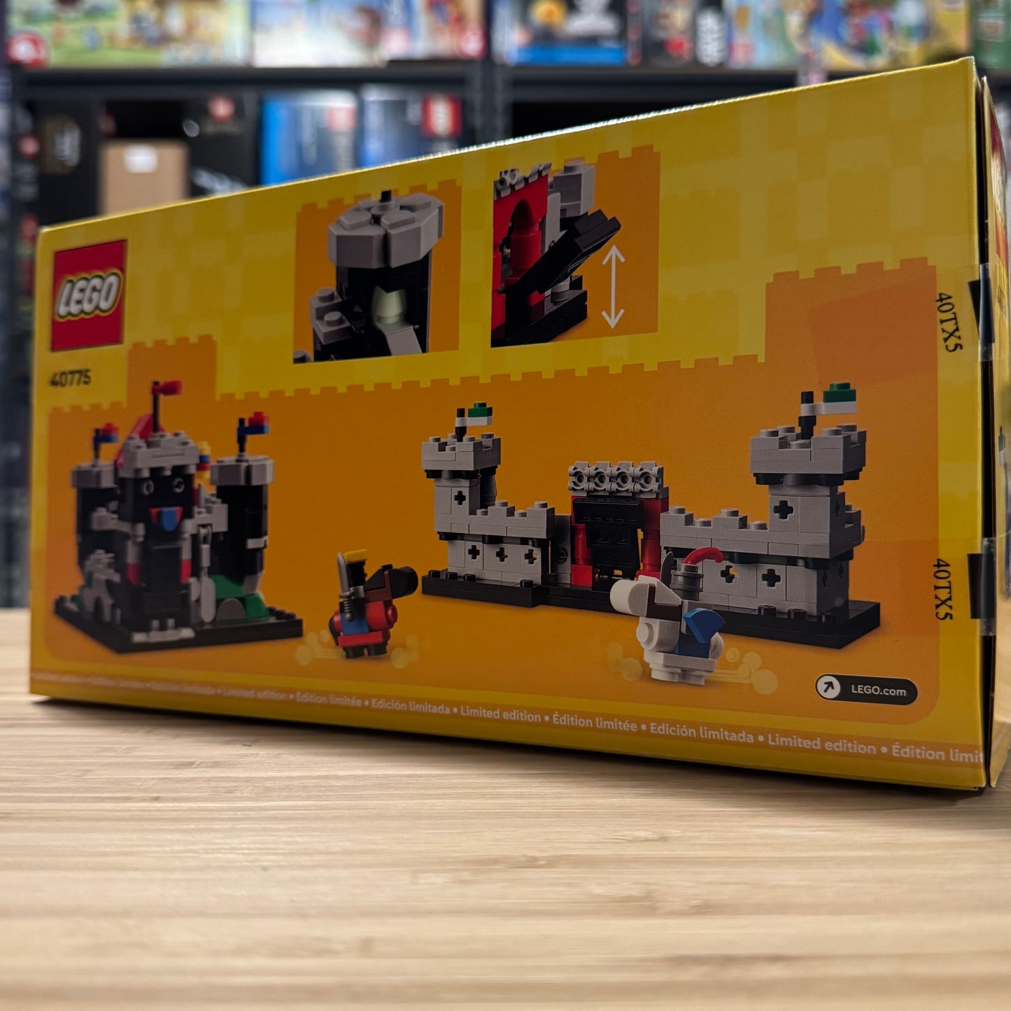 LEGO 40775 Mini Knights Castle Insiders Exclusive Rare Set