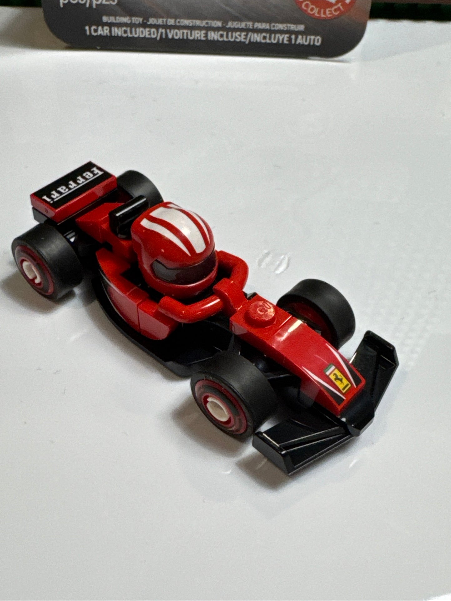 Ferrari LEGO Formula F1 Collectible Race Car 71049