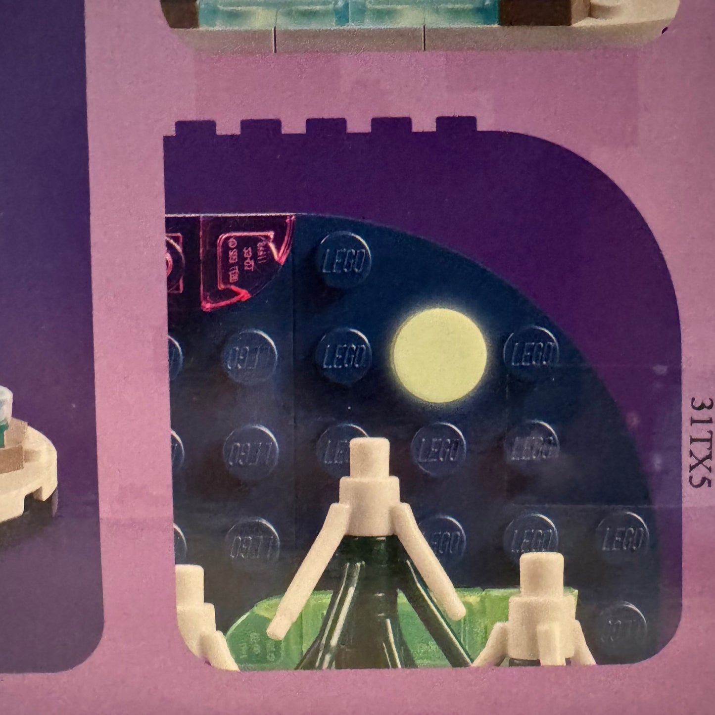 LEGO 40785 Northern Lights Diorama Exclusive GWP 2025 Aurora Display
