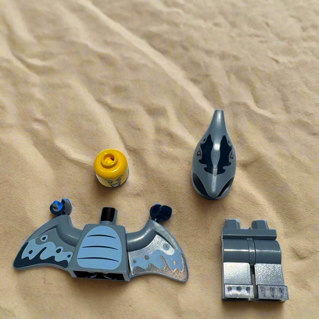 Pterodactyl Costume Fan - LEGO 71048 Series 27