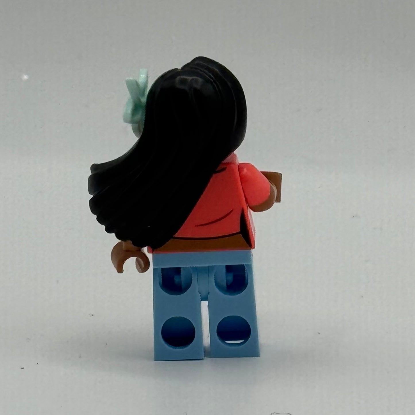 Nina Minifigure From Lego 43268 Disney’s Lilo & Stitch Beach House
