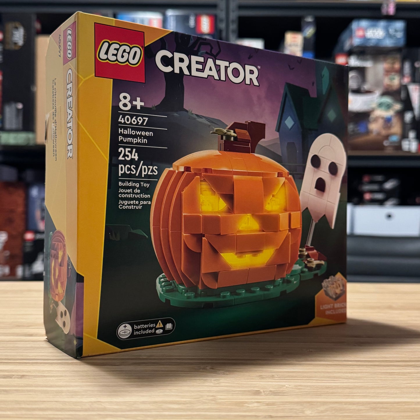 LEGO 40697 Light Up Pumpkin GWP Halloween Seasonal Rare Set