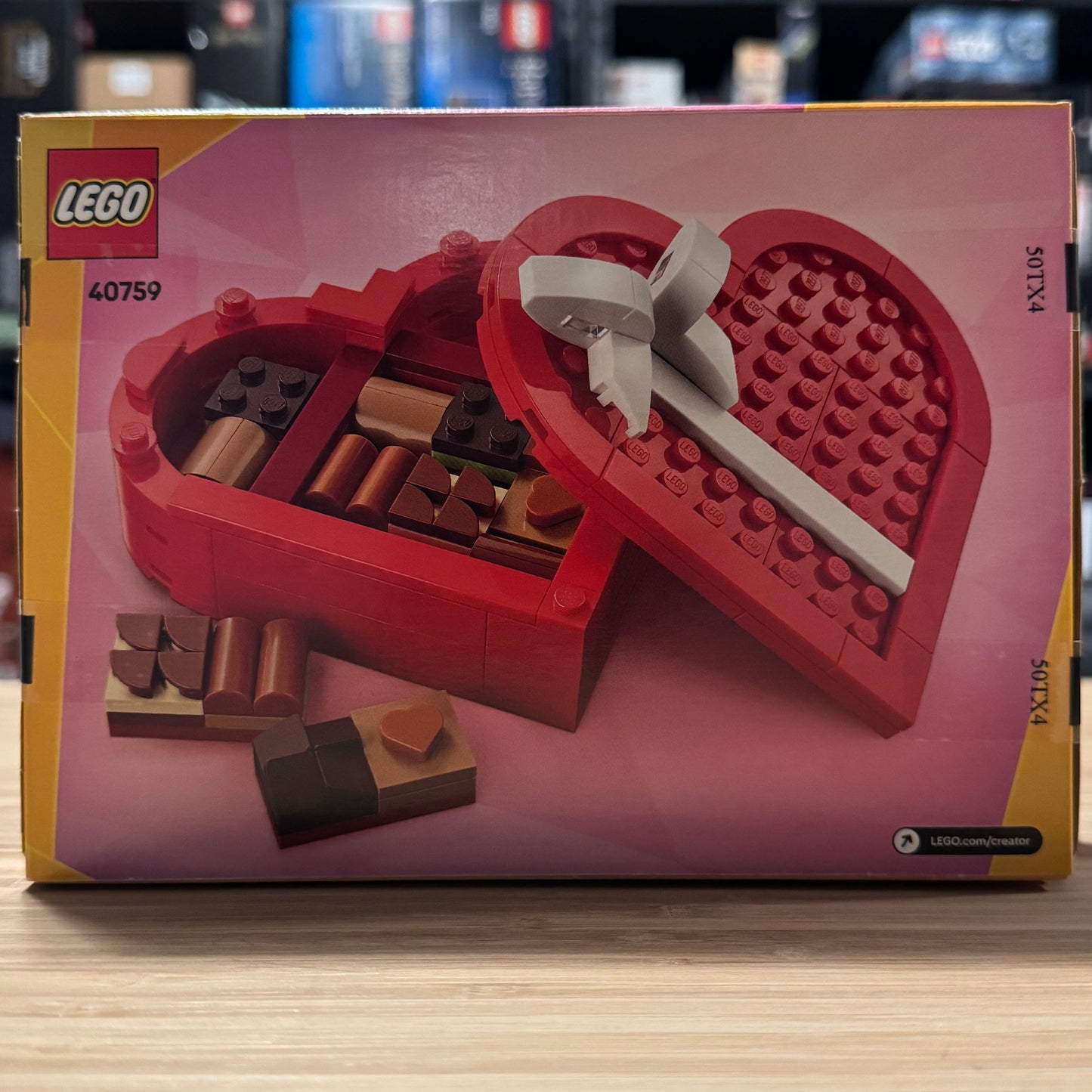 Lego 40759 Creator Celebration Series Valentines Day Box Chocolates GWP