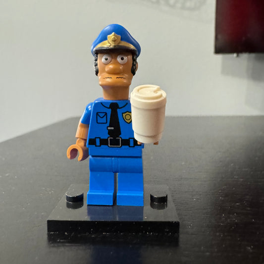 Officer Lou - LEGO 10352 Krusty Burger