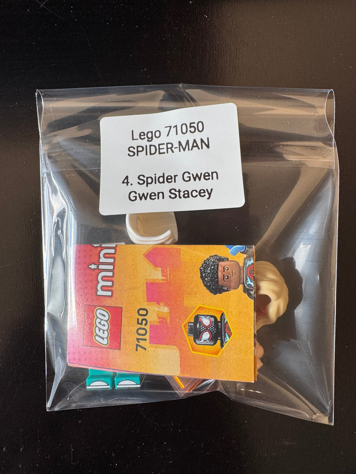 LEGO 71050 Spider Gwen Stacey minifigure