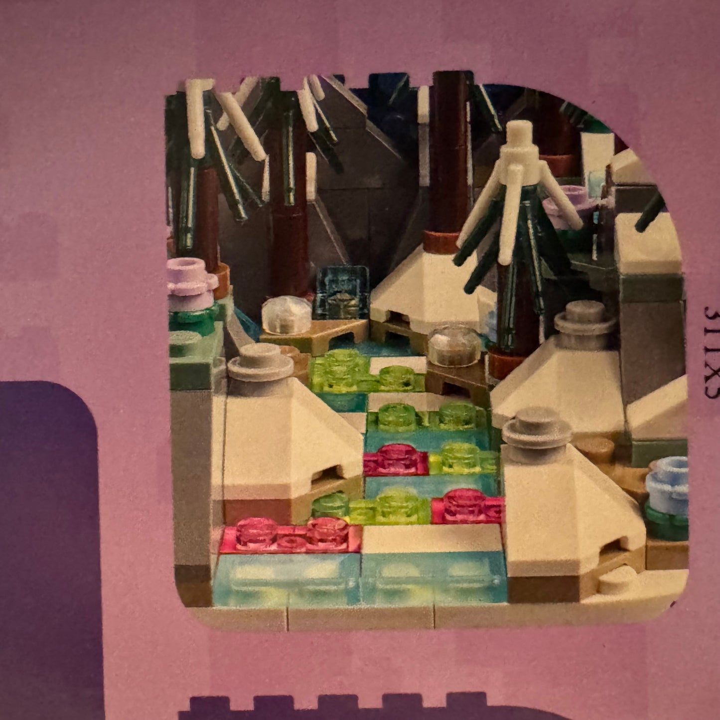LEGO 40785 Northern Lights Diorama Exclusive GWP 2025 Aurora Display