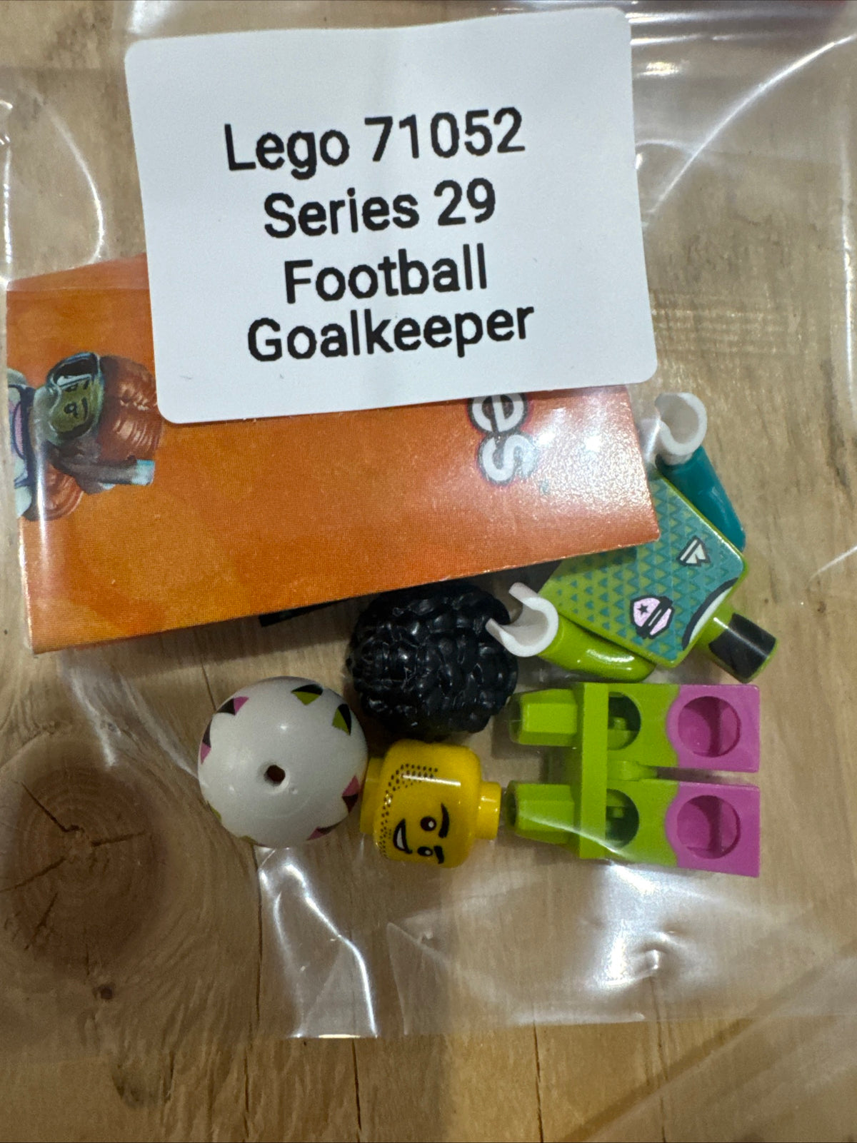 LEGO 71052 Series 29 Football Goalkeeper minifigure – individually repackaged