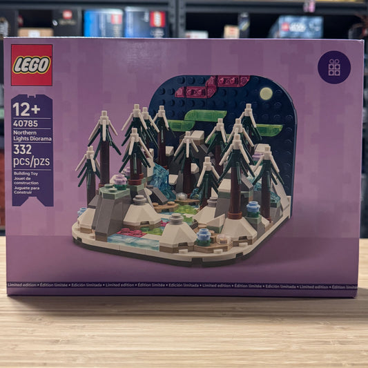 LEGO 40785 Northern Lights Diorama Exclusive GWP 2025 Aurora Display