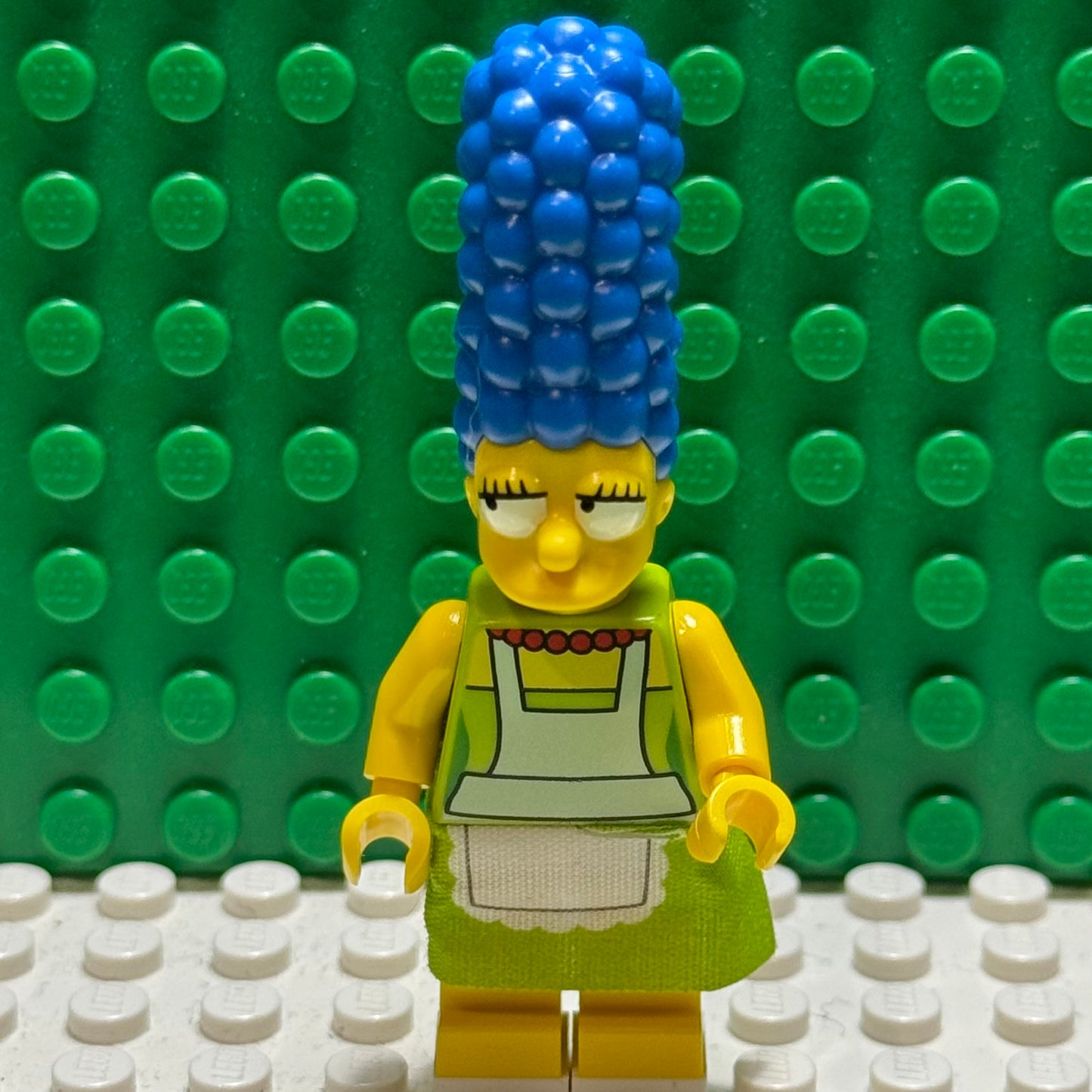 Marge Simpson - LEGO 71006 with Vacuum